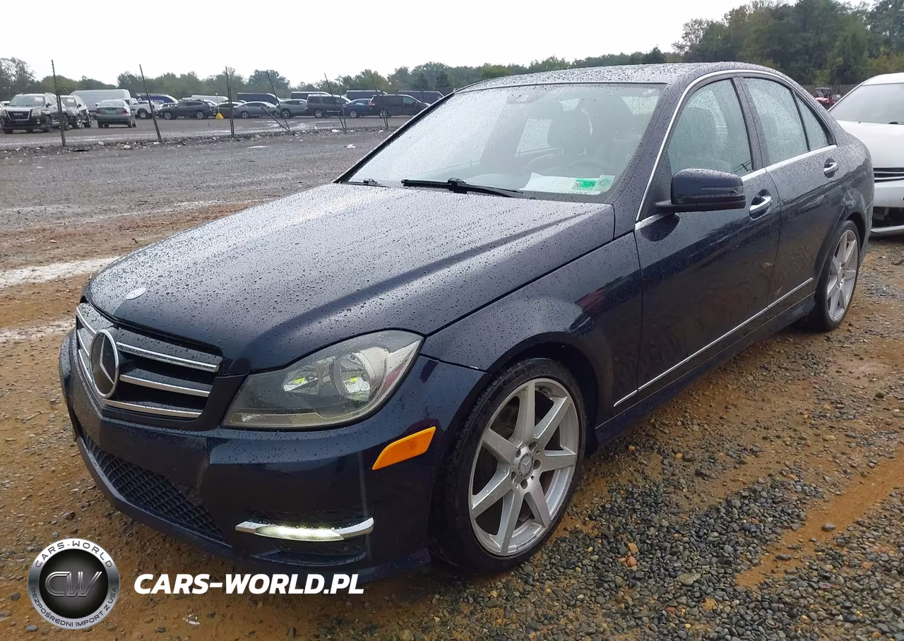 2014 Mercedes-Benz C 250 Sport VIN:WDDGF4HB1EA935674 - 2