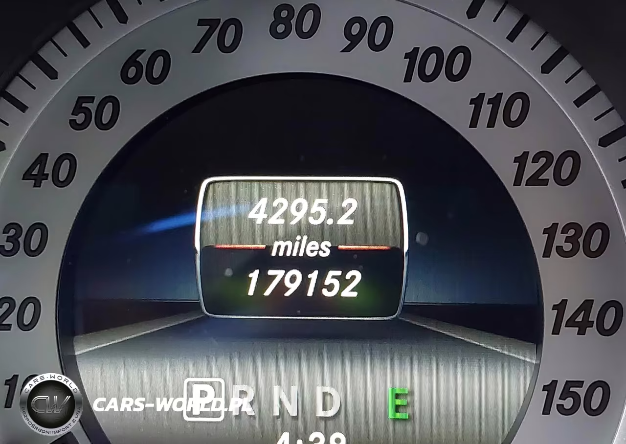 2014 Mercedes-Benz C 250 Sport VIN:WDDGF4HB1EA935674 - 7