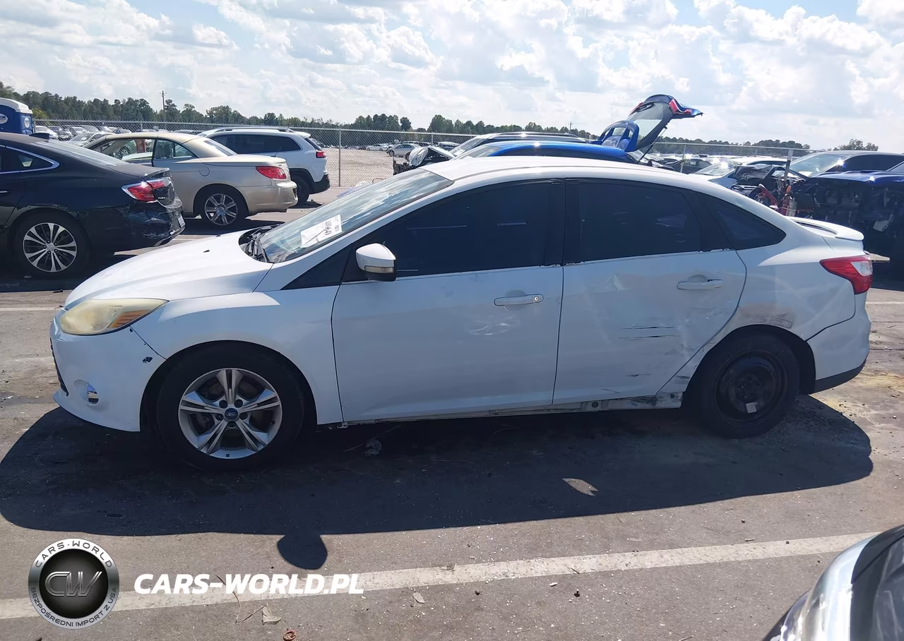 2014 Ford Focus Se VIN:1FADP3F25EL231320 - 15