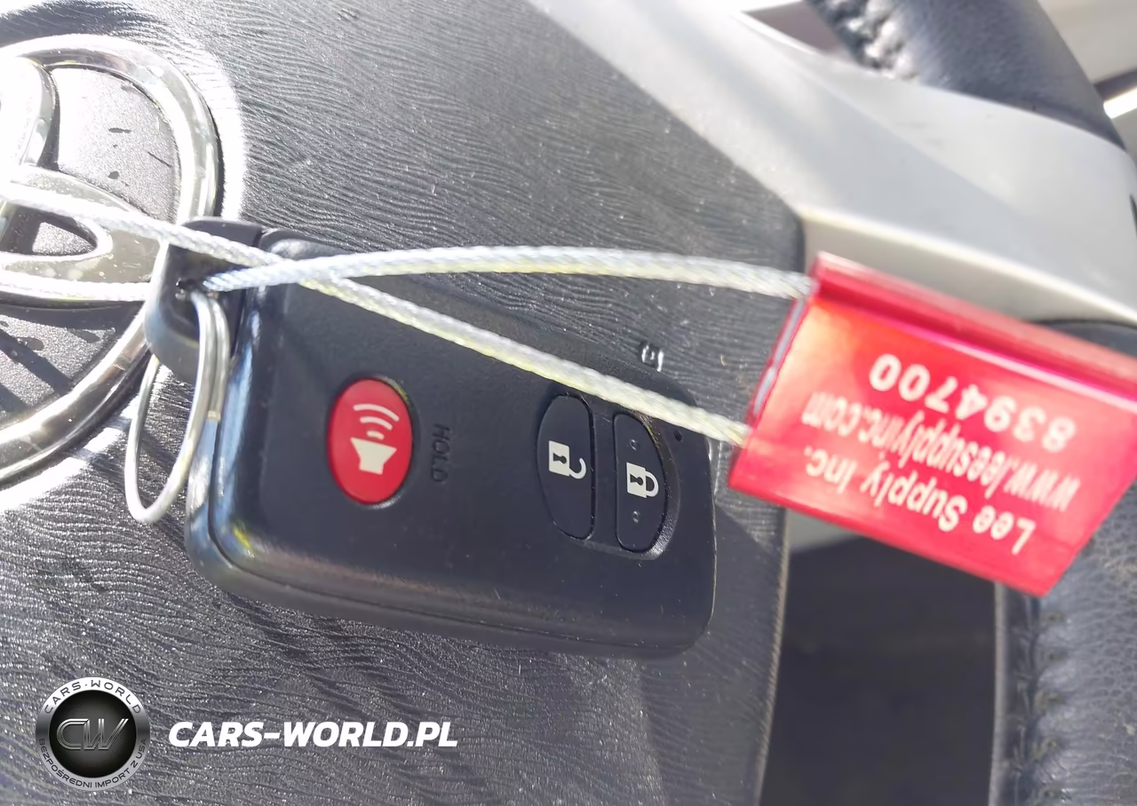 2013 Toyota Prius VIN:JTDKN3DUXD1698030 - 11