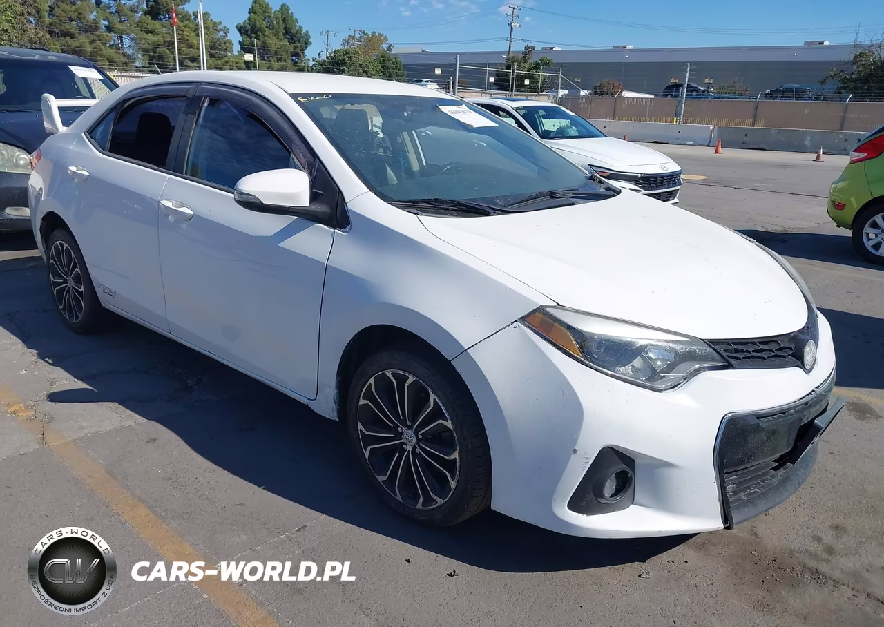 2015 Toyota Corolla S Plus