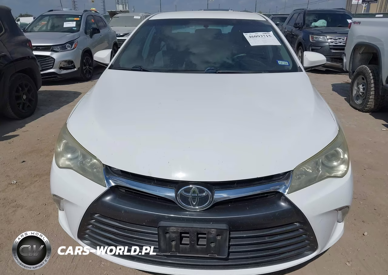 2017 Toyota Camry Le VIN:4T1BF1FK6HU661473 - 12