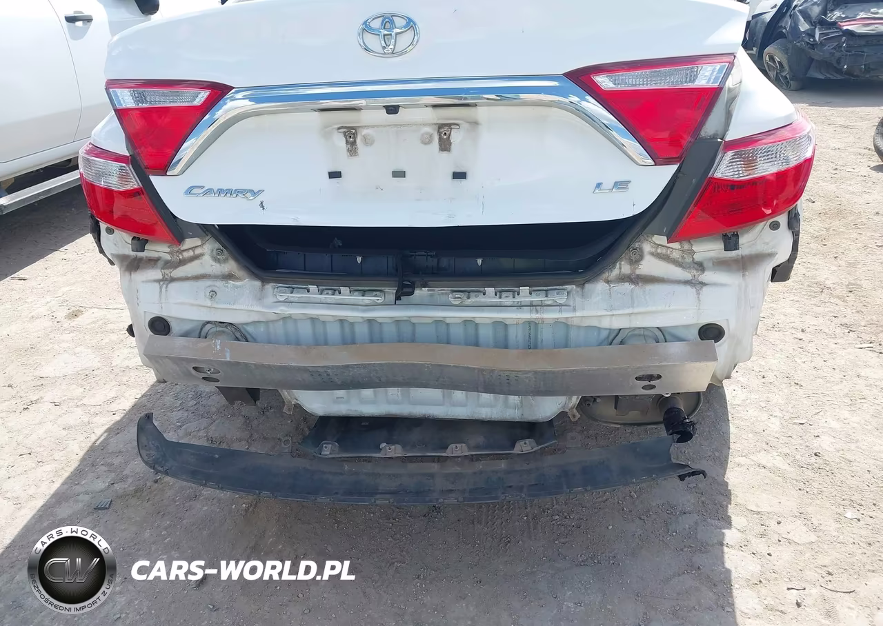 2017 Toyota Camry Le VIN:4T1BF1FK6HU661473 - 6