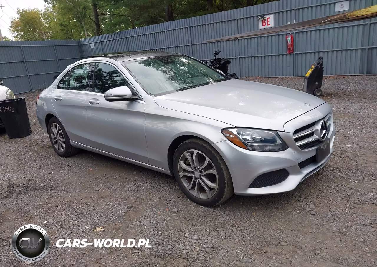2017 Mercedes-Benz C 300 4Matic – zdjęcie 1 z 19