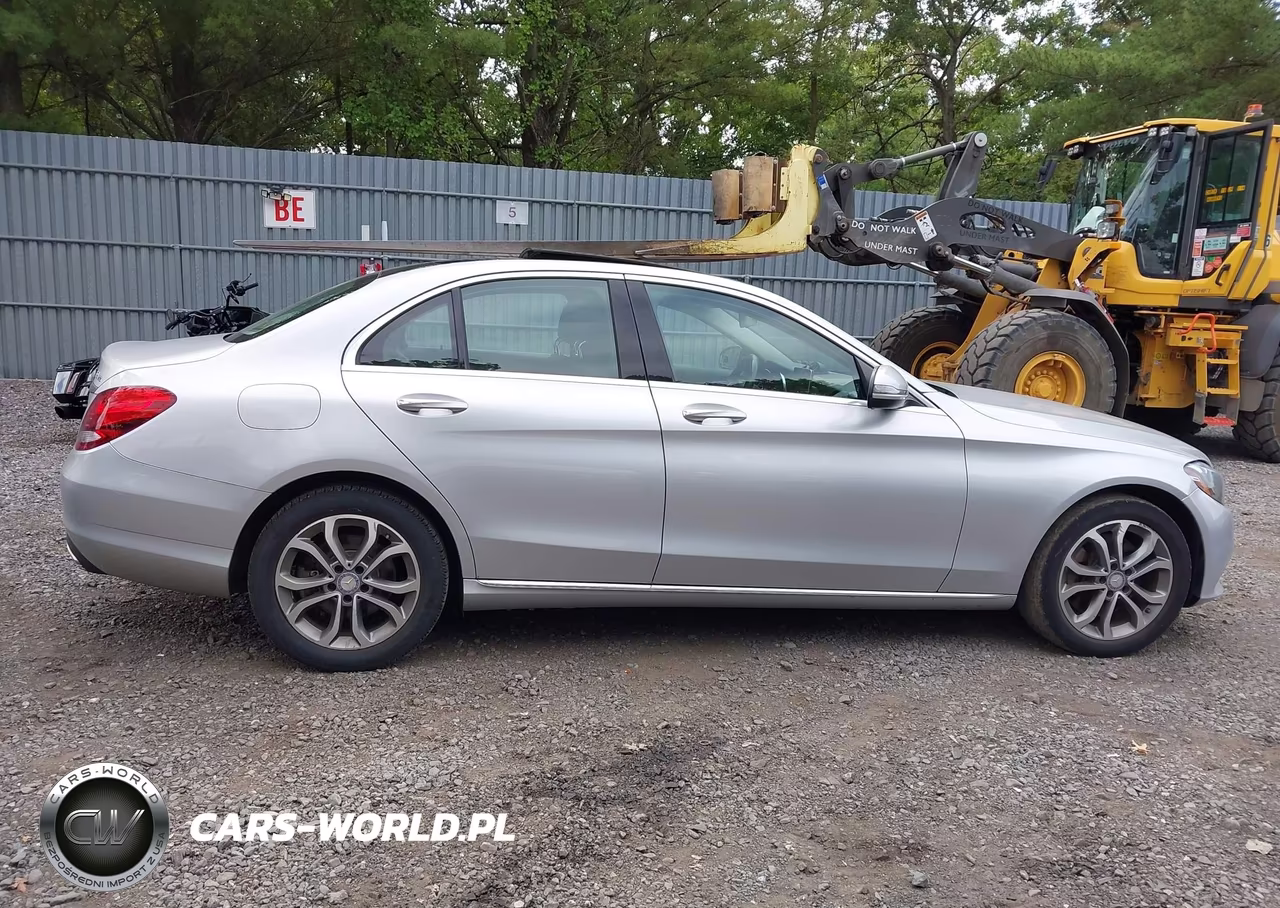 2017 Mercedes-Benz C 300 4Matic VIN:55SWF4KB9HU185532 - 13