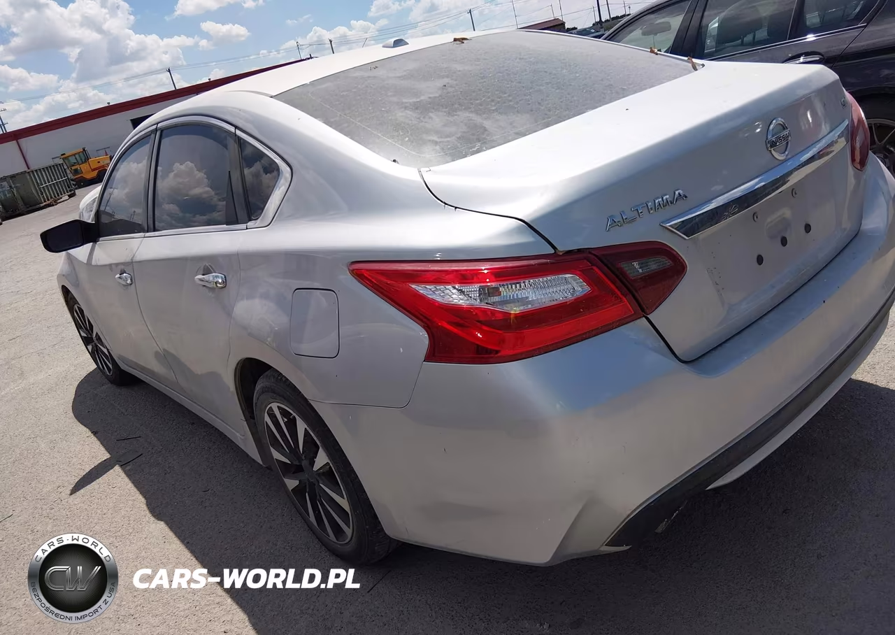 2018 Nissan Altima 2.5 Sv VIN:1N4AL3AP0JC179350 - 3