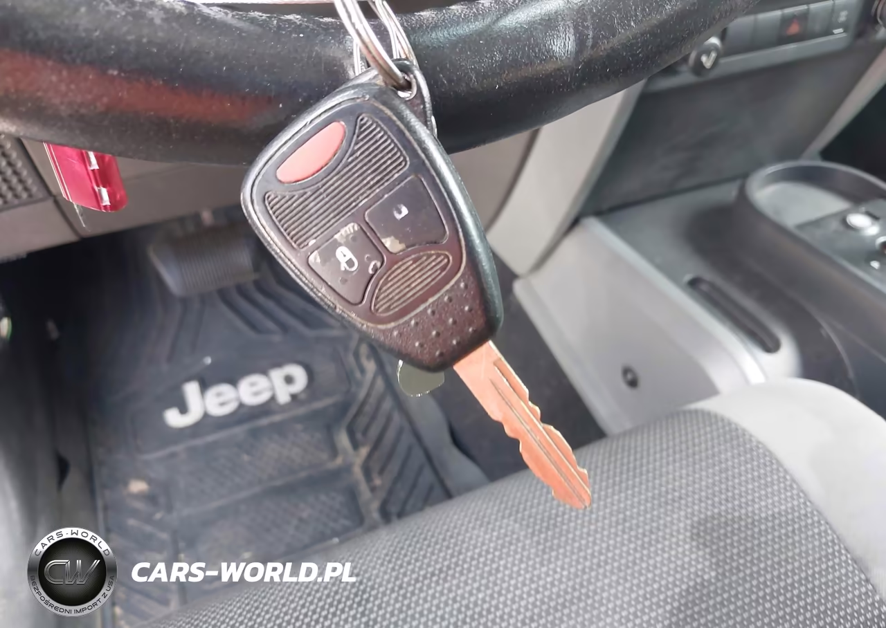 2007 Jeep Wrangler Unlimited X VIN:1J4GB39117L131348 - 11