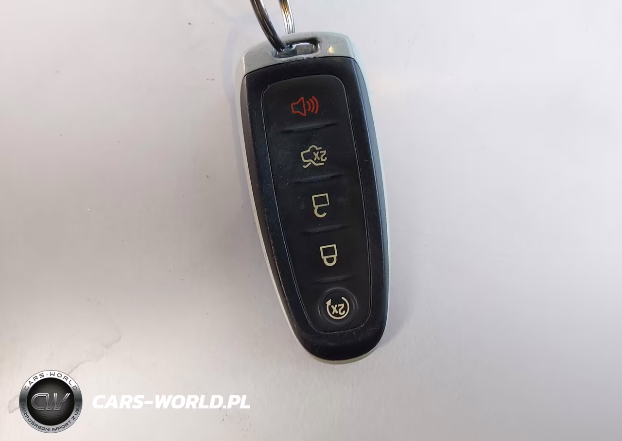 2016 Ford Escape Titanium VIN:1FMCU0JX9GUA24664 - 11