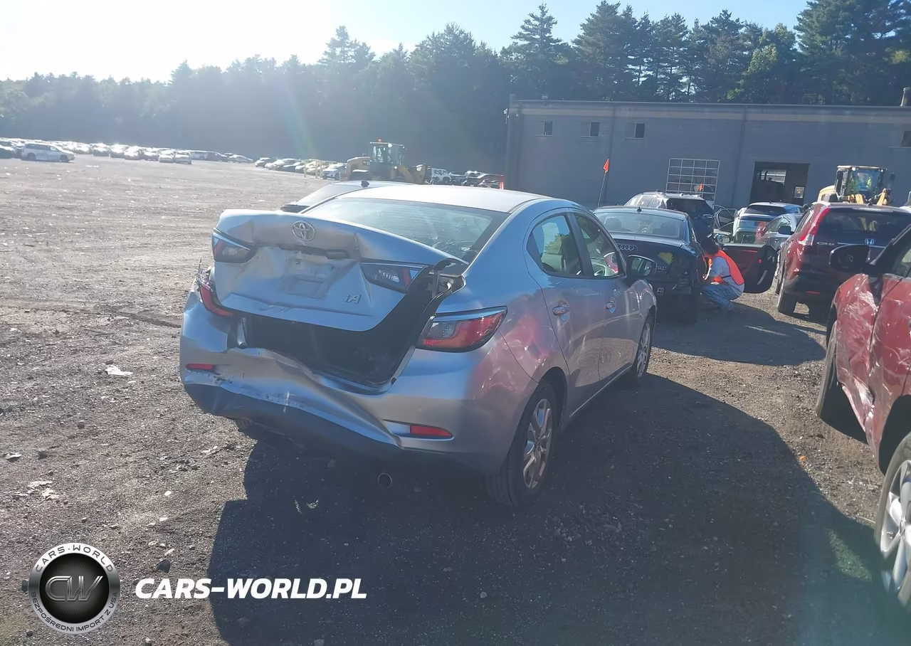 2017 Toyota Yaris Ia VIN:3MYDLBYV8HY169982 - 4