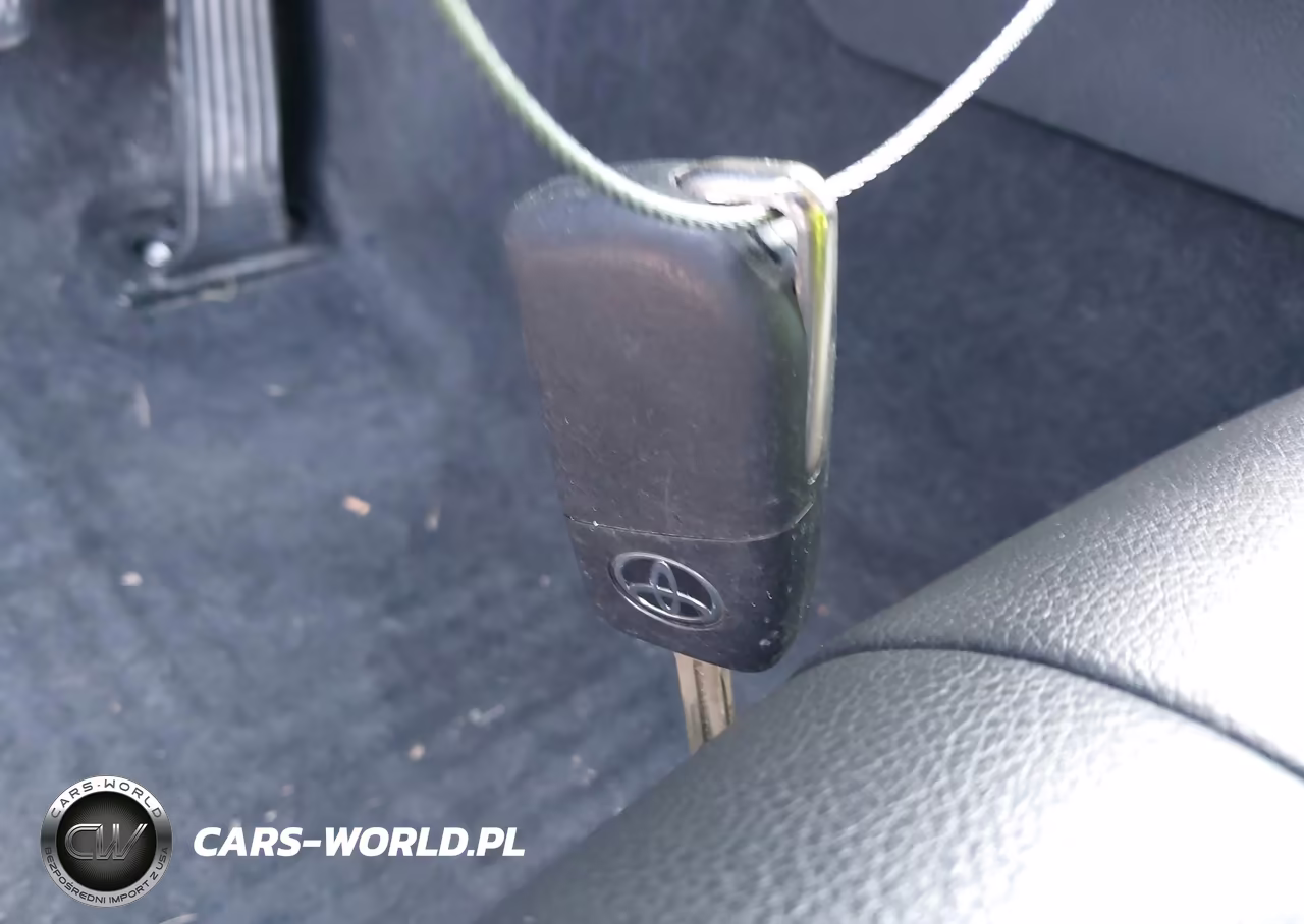 2018 Toyota Camry Se VIN:4T1B11HK0JU513031 - 11