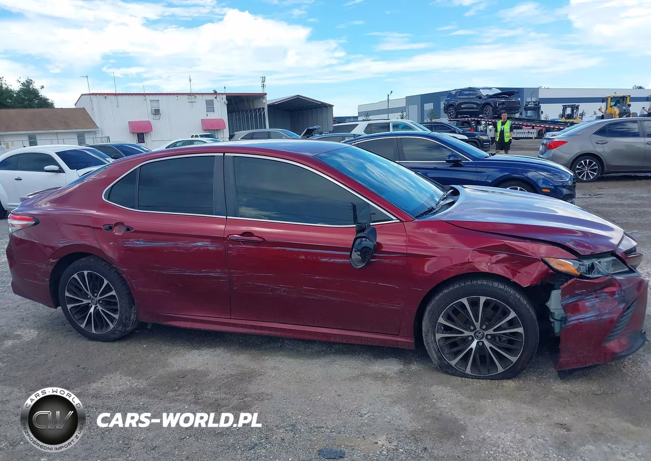 2018 Toyota Camry Se VIN:4T1B11HK0JU513031 - 13