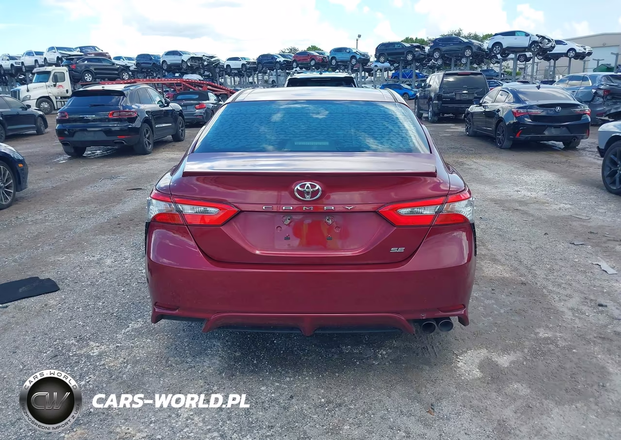 2018 Toyota Camry Se VIN:4T1B11HK0JU513031 - 16