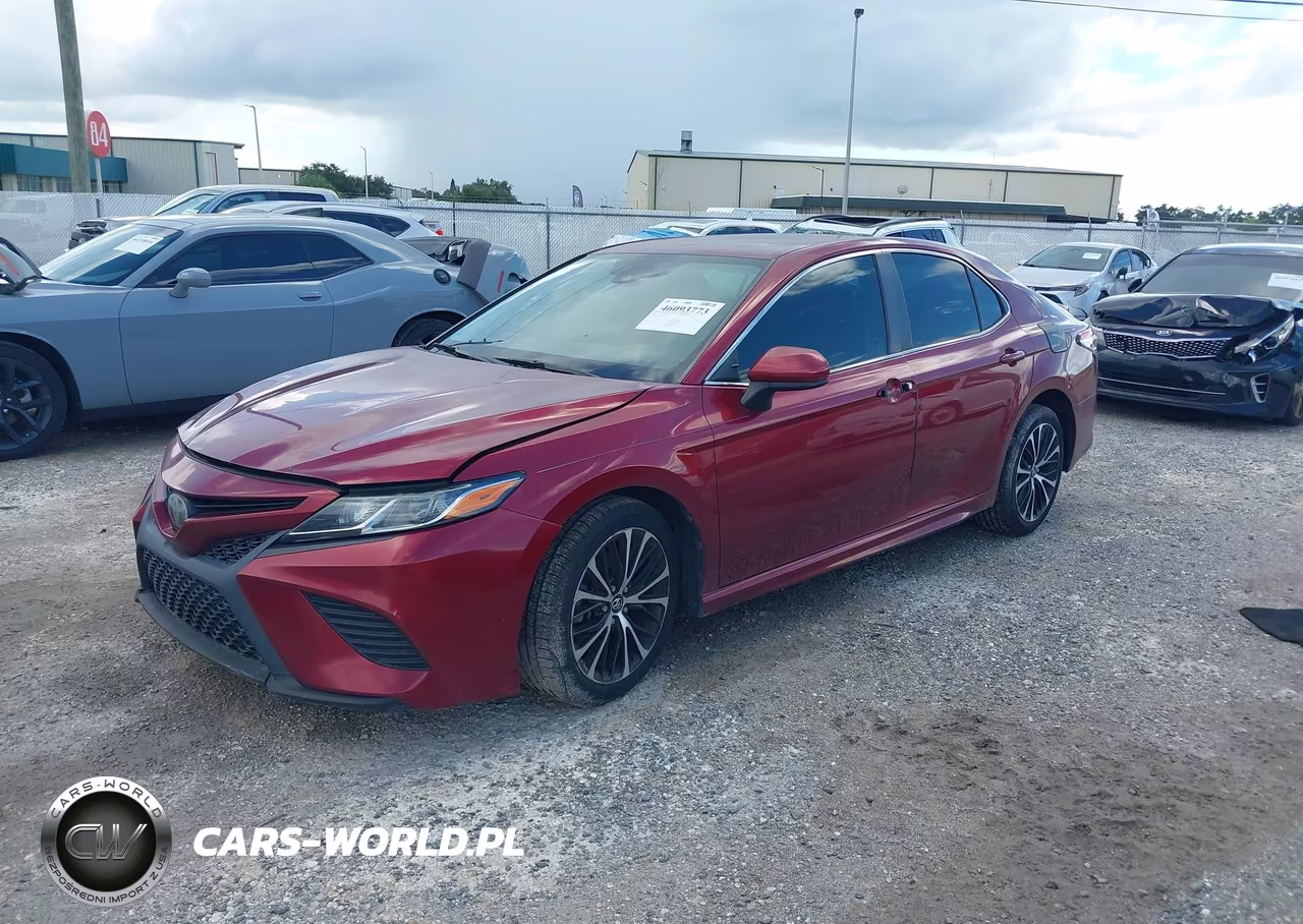 2018 Toyota Camry Se VIN:4T1B11HK0JU513031 - 2