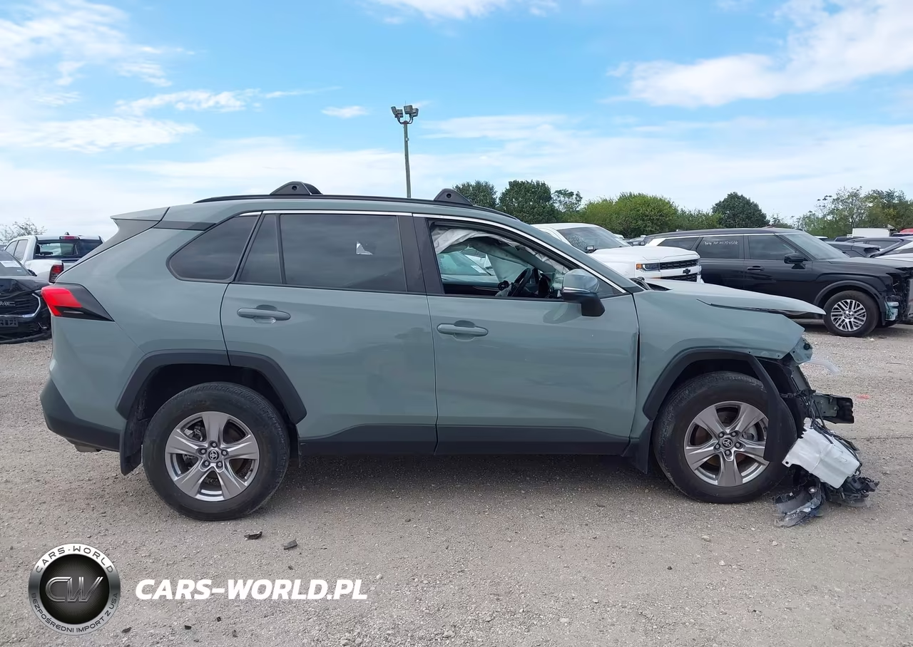 2023 Toyota Rav4 Xle VIN:2T3W1RFVXPW287772 - 12