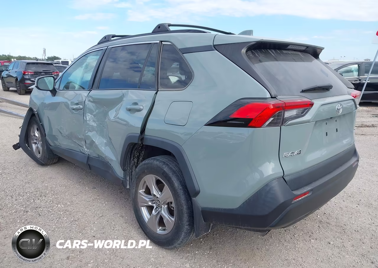 2023 Toyota Rav4 Xle VIN:2T3W1RFVXPW287772 - 3