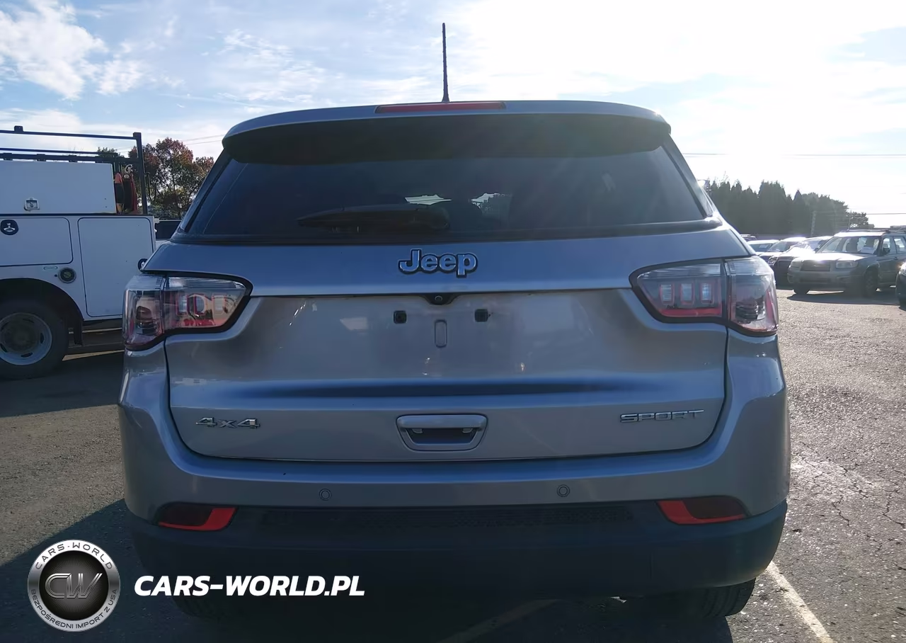 2018 Jeep Compass Sport 4X4 VIN:3C4NJDAB9JT392295 - 16