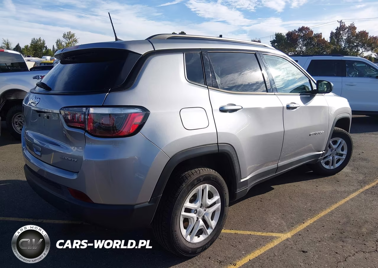 2018 Jeep Compass Sport 4X4 VIN:3C4NJDAB9JT392295 - 4