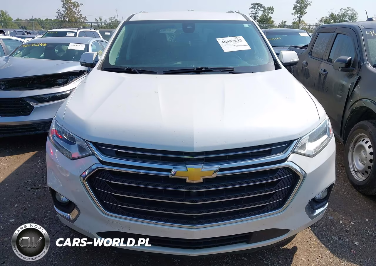 2018 Chevrolet Traverse Premier VIN:1GNERKKW5JJ216700 - 12