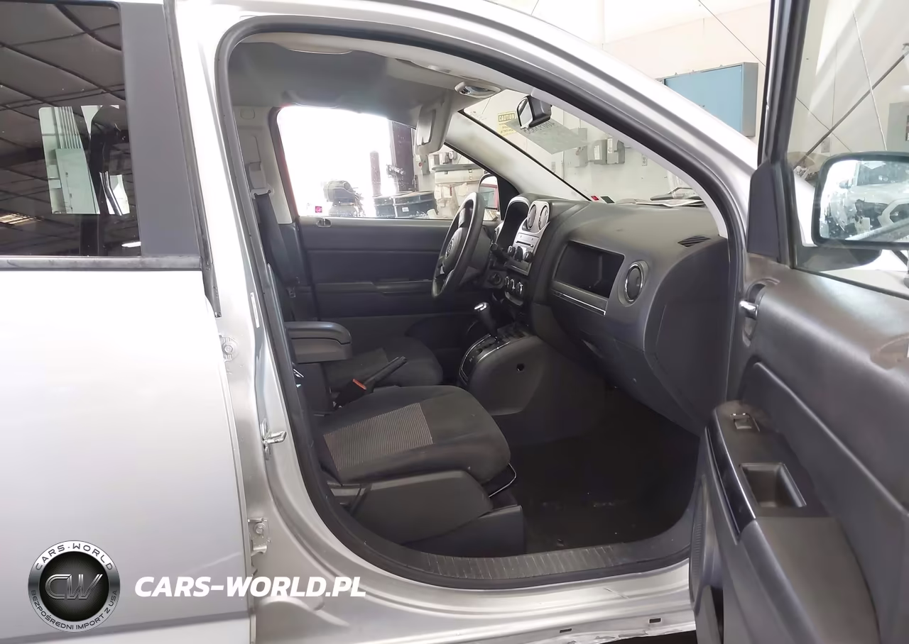 2011 Jeep Compass VIN:1J4NF1FB4BD283866 - 5