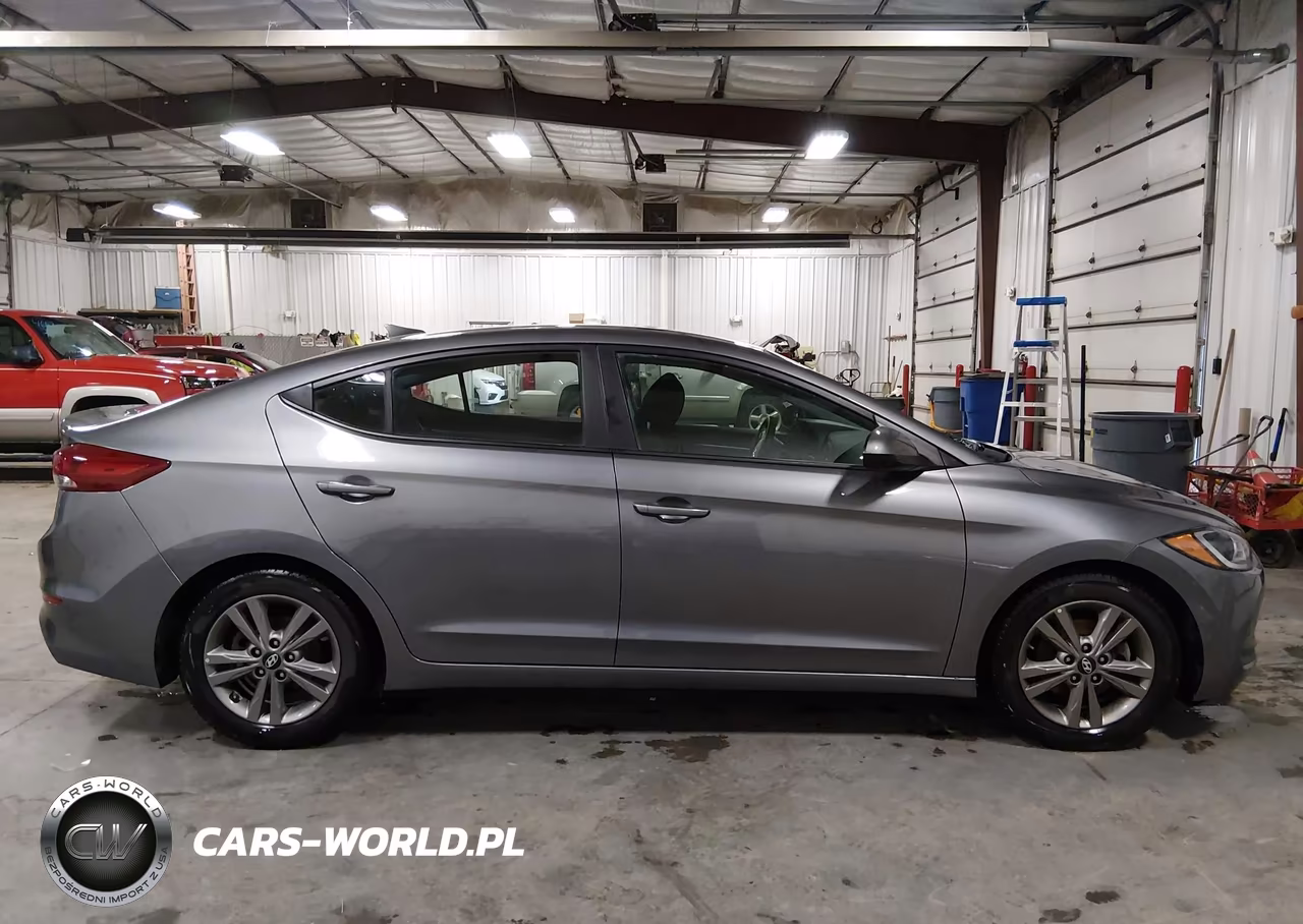 2018 Hyundai Elantra Sel VIN:5NPD84LFXJH342657 - 13