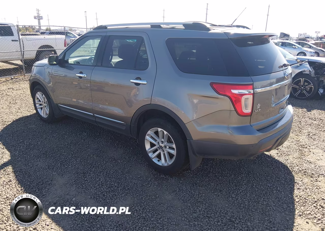 2011 Ford Explorer Xlt VIN:1FMHK8D80BGA32724 - 3
