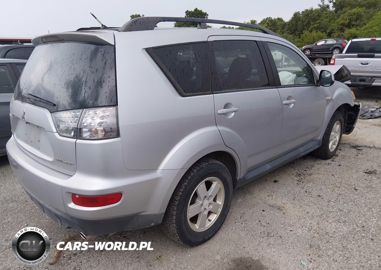 2010 Mitsubishi Outlander Es VIN:JA4AS2AW7AZ001554 - 4