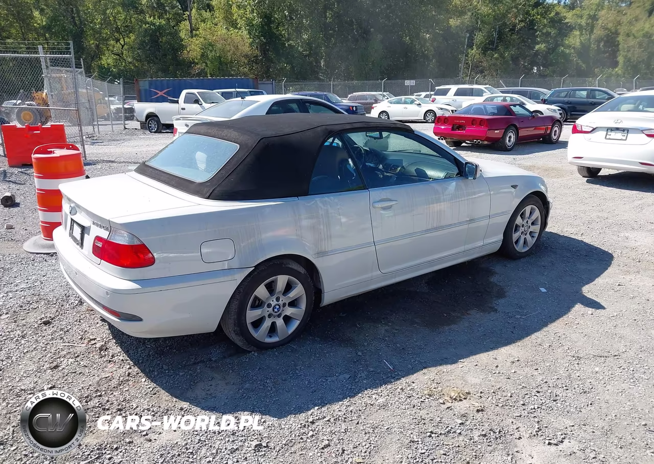 BMW 325CI VIN:WBABW33405PL37240 - 4