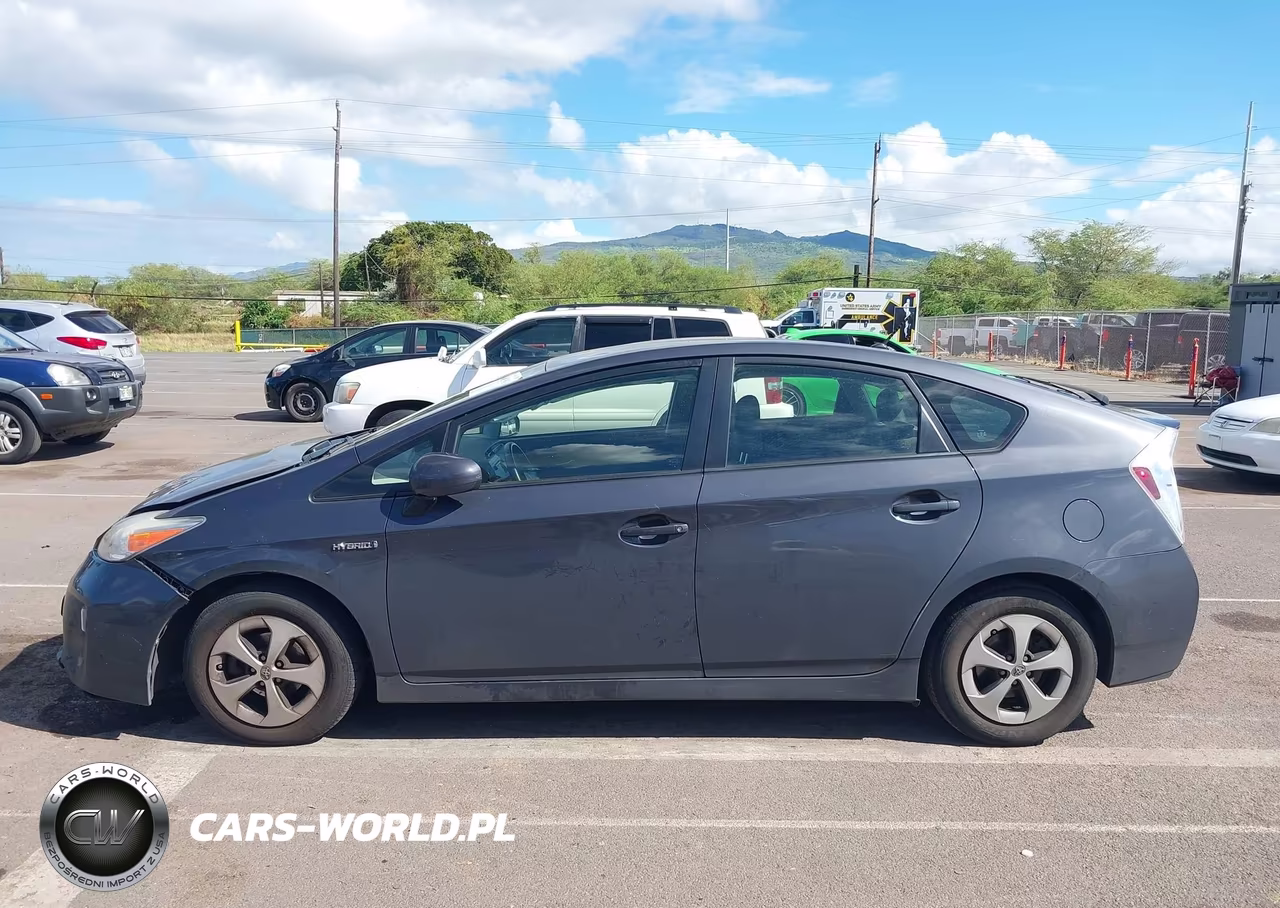 2014 Toyota Prius Five-Four-Three-Two VIN:JTDKN3DU4E1777906 - 14
