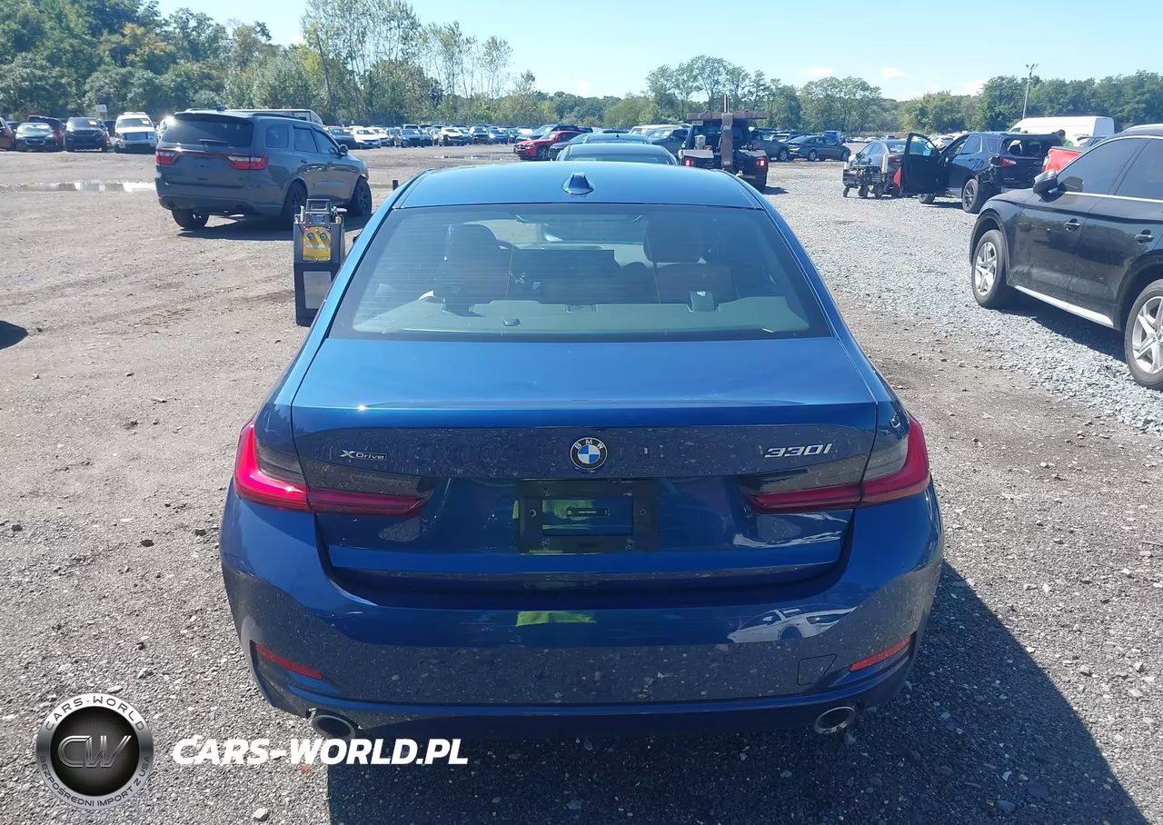 2024 BMW 330I xDrive VIN:3MW89FF02R8E06591 - 16