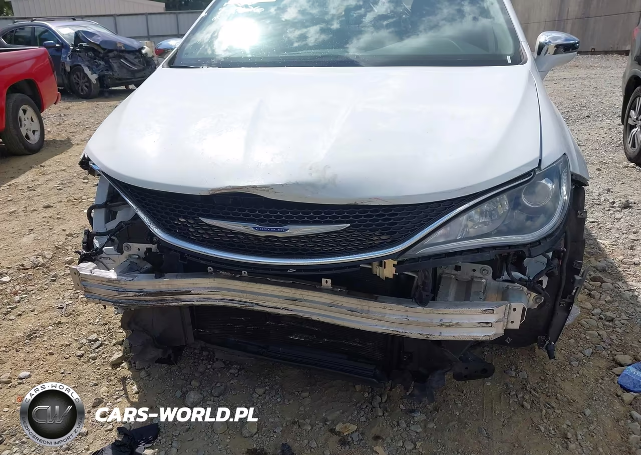 2020 Chrysler Pacifica Limited VIN:2C4RC1GG7LR102879 - 12