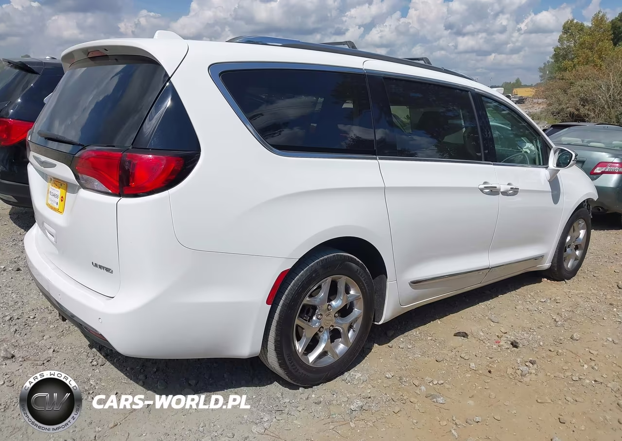 2020 Chrysler Pacifica Limited VIN:2C4RC1GG7LR102879 - 4