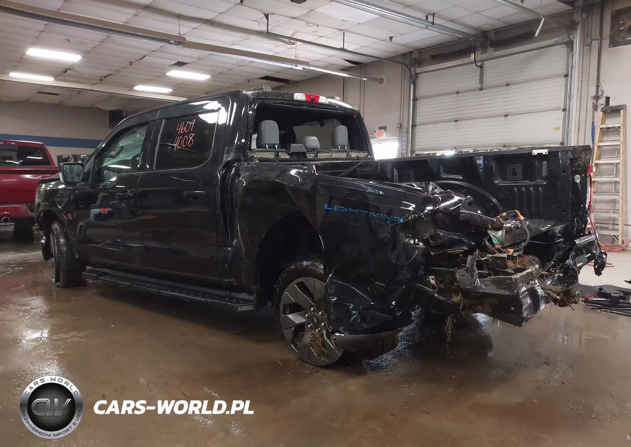 2022 Ford F-150 Lightning Lariat VIN:1FT6W1EVXNWG03710 - 6