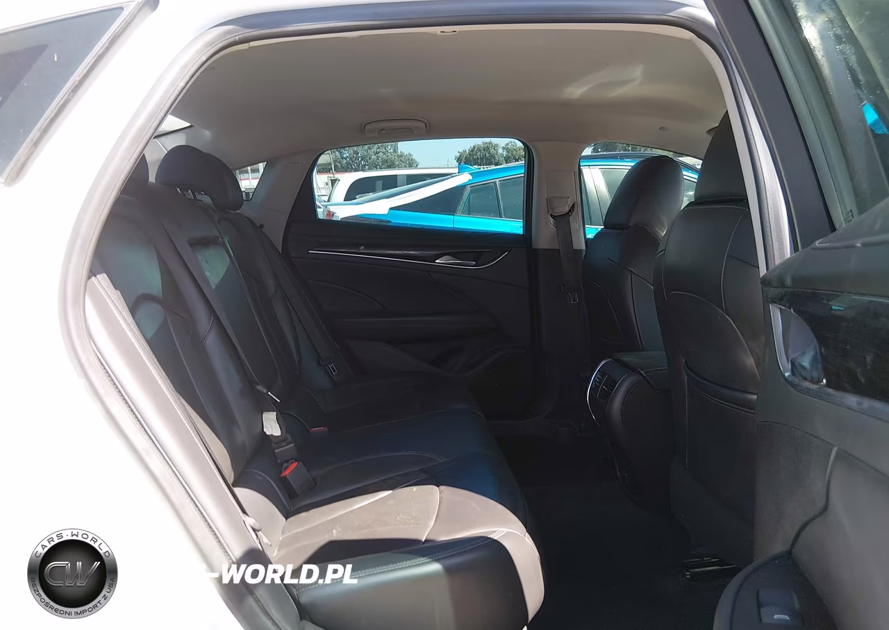 2018 Buick Lacrosse Essence VIN:1G4ZP5SZ1JU130130 - 8