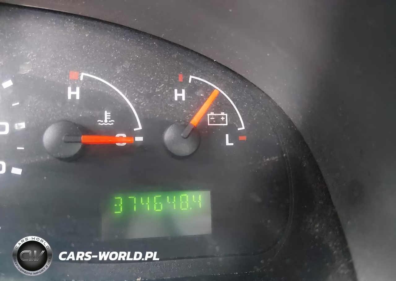 2005 Ford E-150 Commercial-Recreational VIN:1FTRE14W05HA41105 - 7