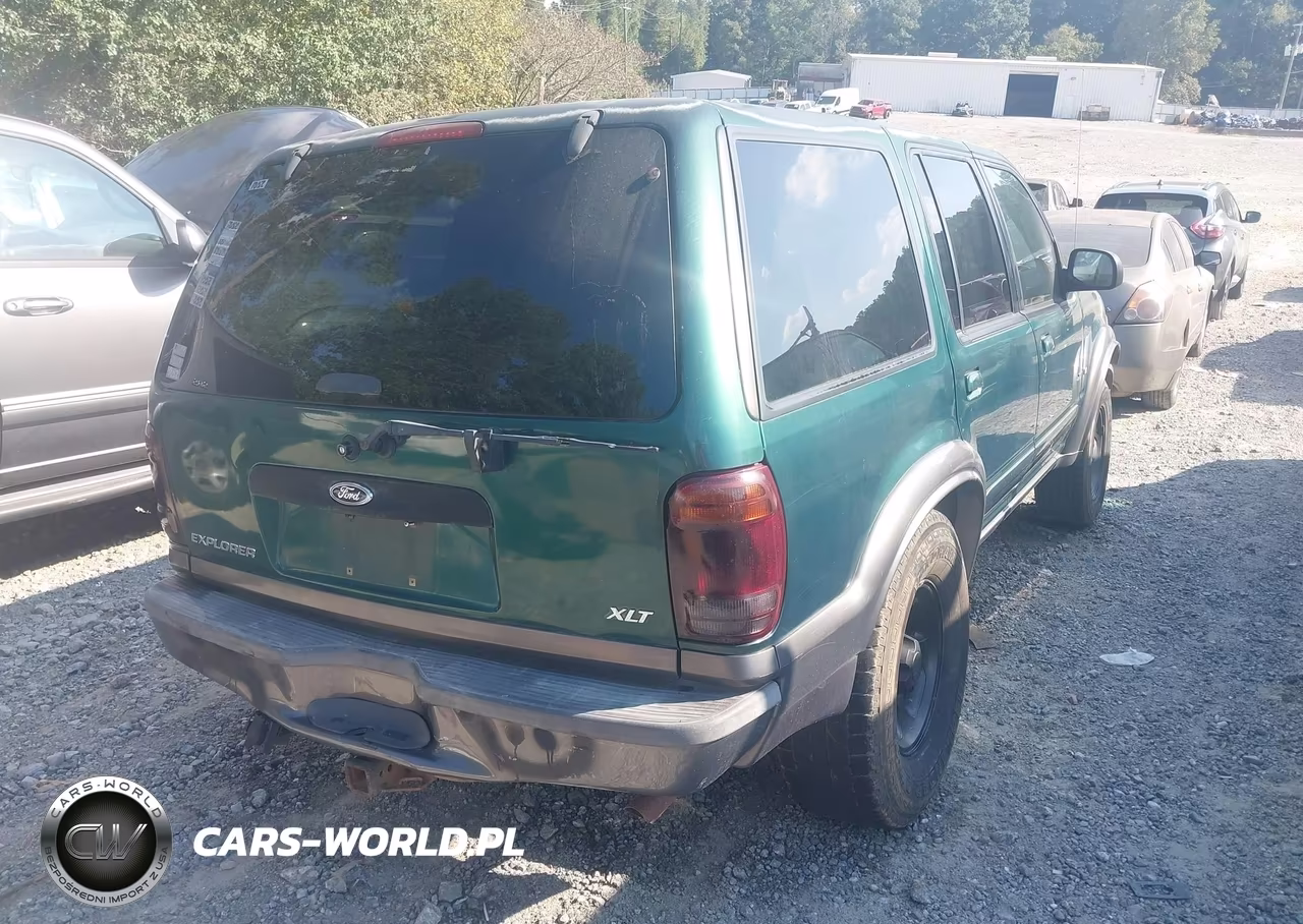 2000 Ford Explorer Xlt VIN:1FMZU63P8YZC04717 - 4