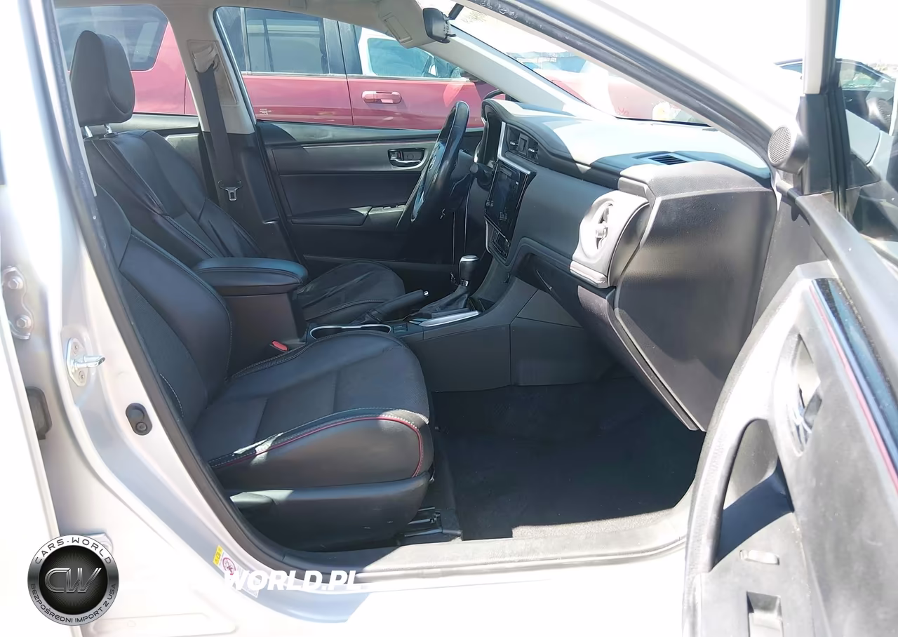 2017 Toyota Corolla Se Special Edition VIN:5YFBURHE8HP613518 - 5