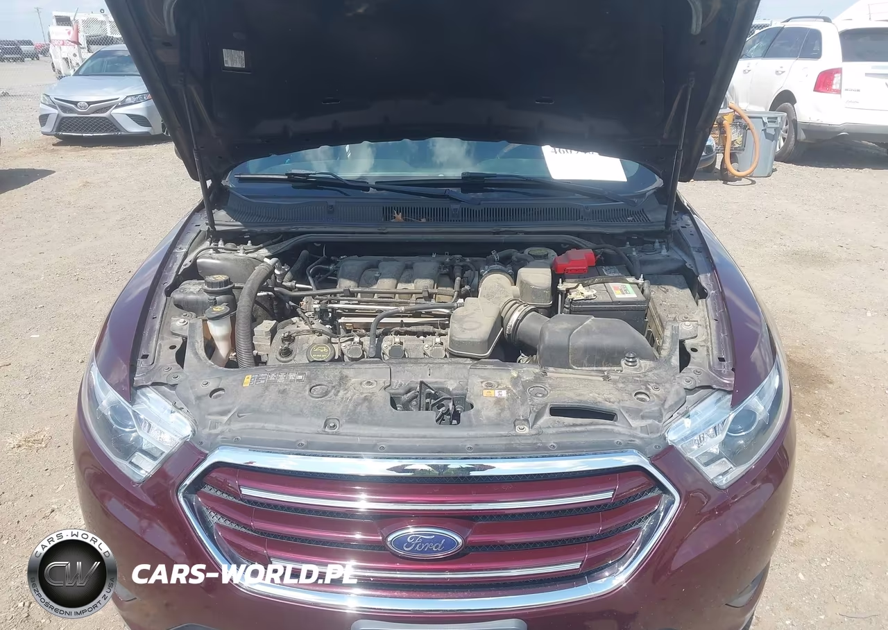 2018 Ford Taurus Limited VIN:1FAHP2F86JG126272 - 10