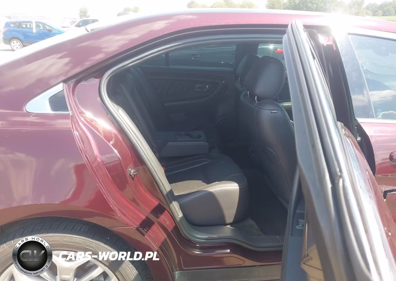 2018 Ford Taurus Limited VIN:1FAHP2F86JG126272 - 8