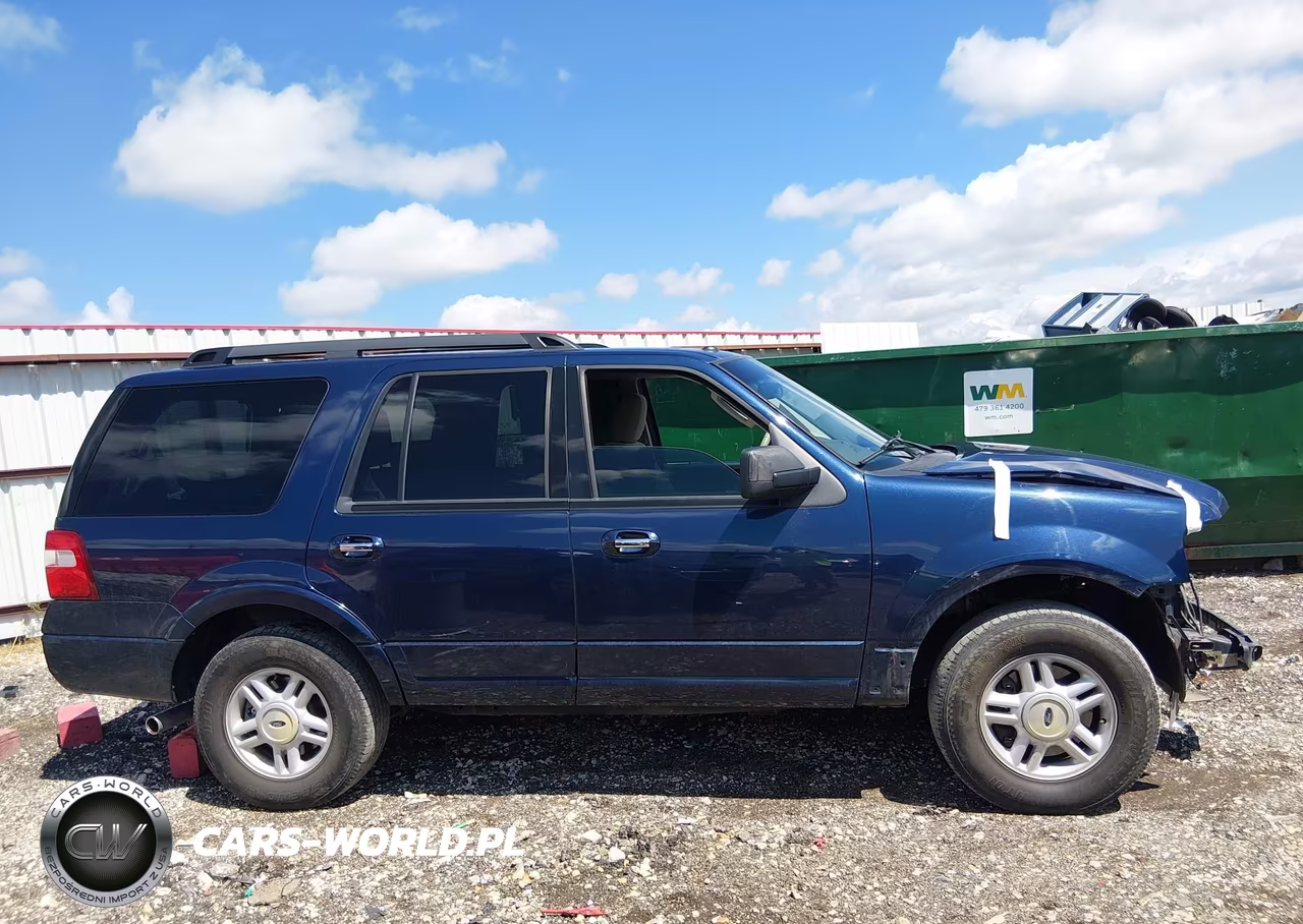 2013 Ford Expedition Xlt VIN:1FMJU1H58DEF58598 - 14