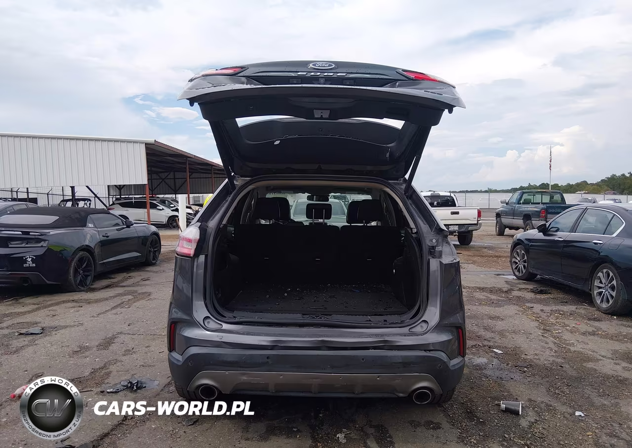 2023 Ford Edge Titanium VIN:2FMPK4K95PBA14833 - 17