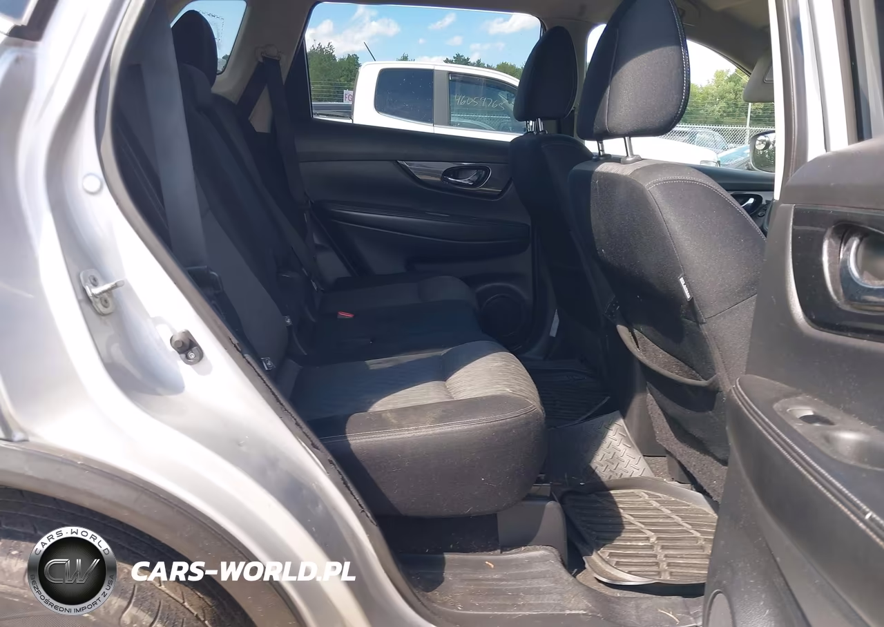 2017 Nissan Rogue S VIN:JN8AT2MV3HW000181 - 8