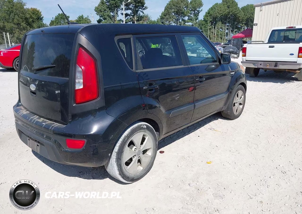 2013 Kia Soul VIN:KNDJT2A58D7592603 - 4
