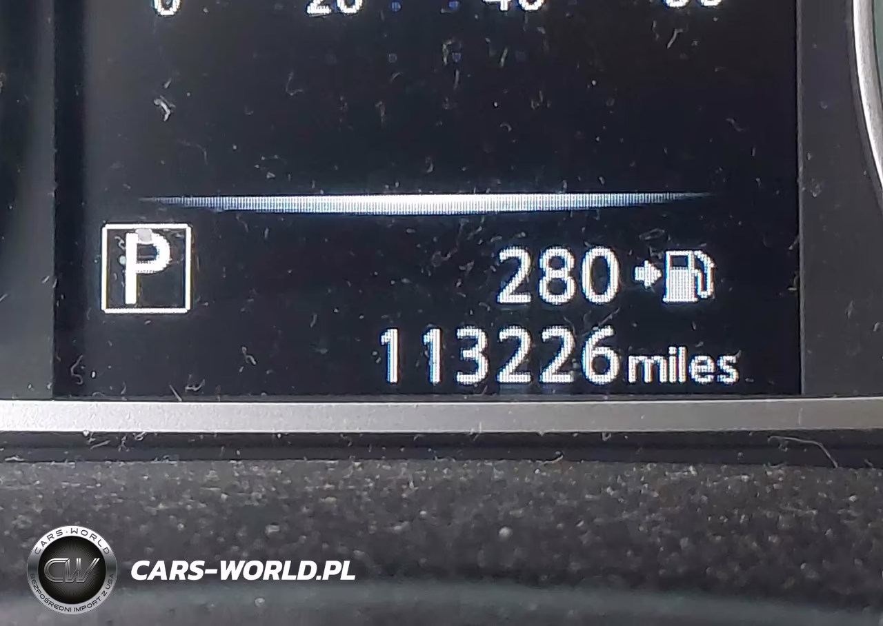 2018 Nissan Sentra S VIN:3N1AB7AP1JY272568 - 15