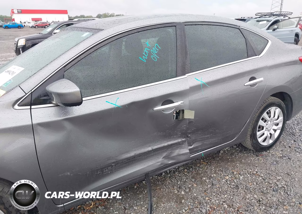 2018 Nissan Sentra S VIN:3N1AB7AP1JY272568 - 6