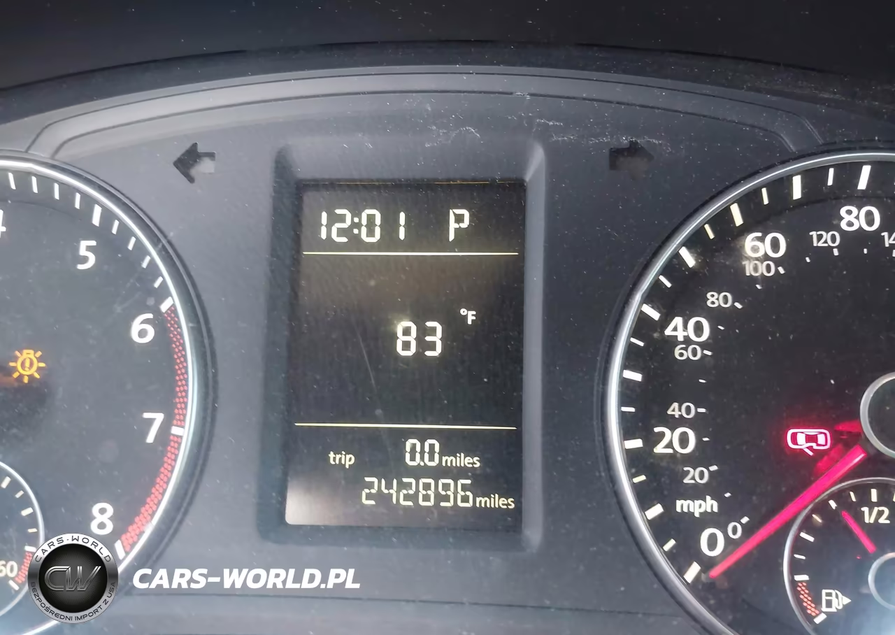 2014 Volkswagen Passat 1.8T Wolfsburg Edition VIN:1VWAS7A36EC055992 - 15