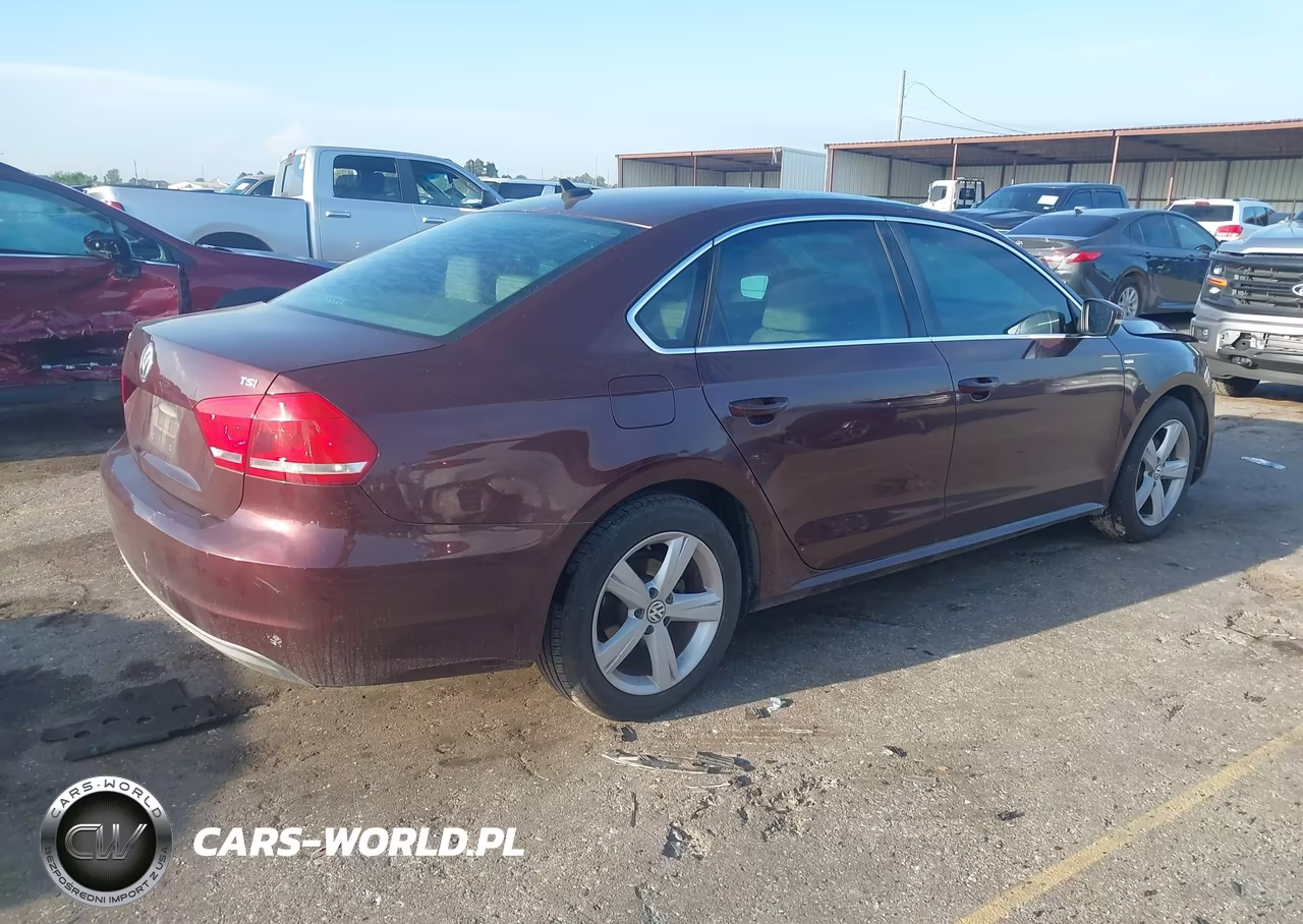 2014 Volkswagen Passat 1.8T Wolfsburg Edition VIN:1VWAS7A36EC055992 - 4