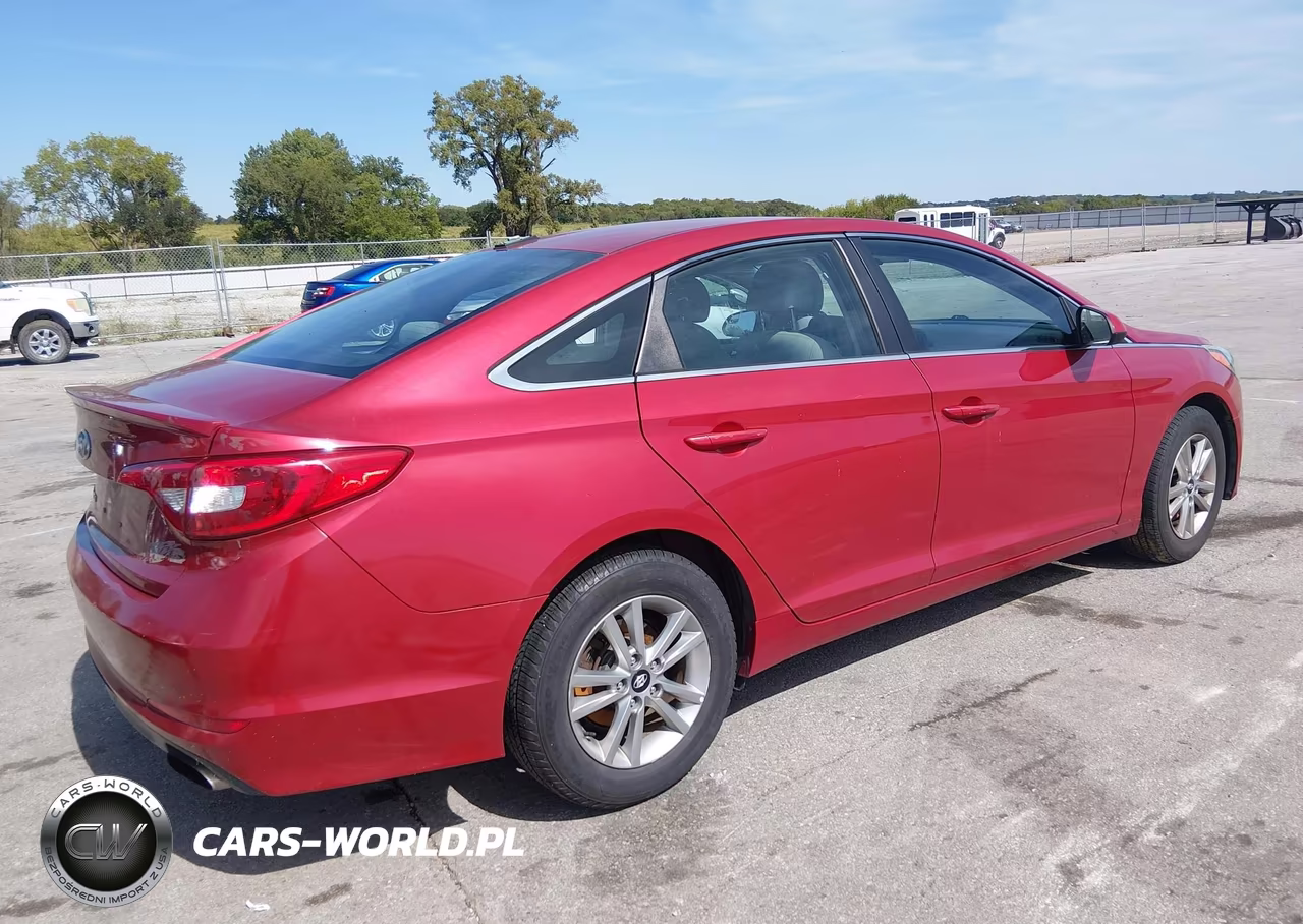 2017 Hyundai Sonata VIN:5NPE24AF2HH532911 - 4