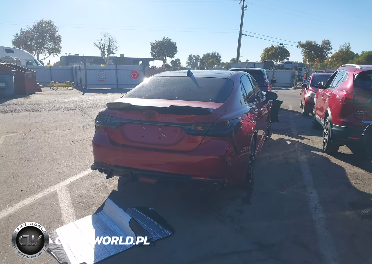 2019 Toyota Camry Xse VIN:4T1B61HK2KU160102 - 4