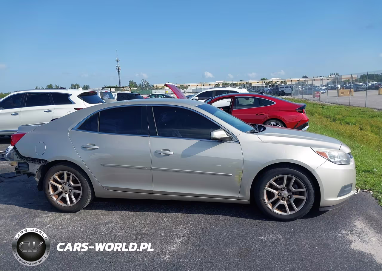 2015 Chevrolet Malibu 1Lt VIN:1G11C5SLXFF114859 - 14