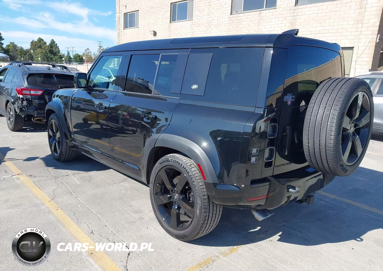 2023 Land Rover Defender 110 Carpathian Edition-110 V8 VIN:SALEWEEE4P2240102 - 3